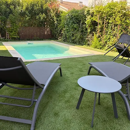 Comme A La Maison - 2 Et 1 Salon 3*